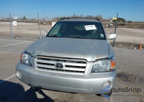 2004 Toyota Highlander из США, поврежденный, VIN JTEDD21AX40098819